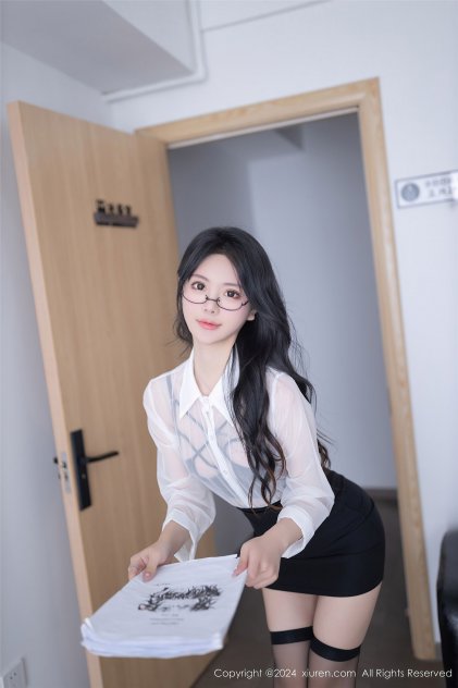 国产无遮挡乱子伦免费精品海报