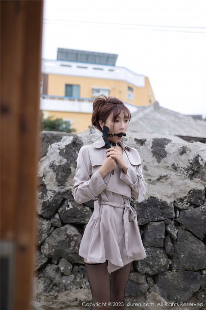 大香网一尹人海报